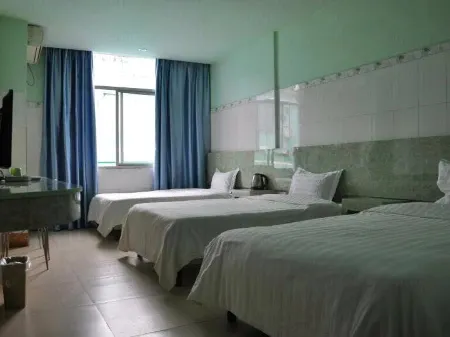 Huaiji Hongyang Hotel Отели рядом с достопримечательностью «Liuzuyan»