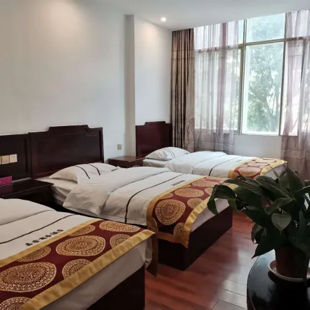 Changning Jiahe Hotel