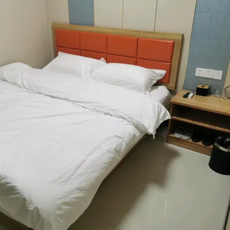 Minquan Garden Express Hotel