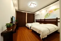 Cao's Family Courtyard Hotels in Cili