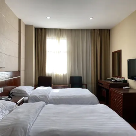 Xuancheng Zhongzhou Business Hotel