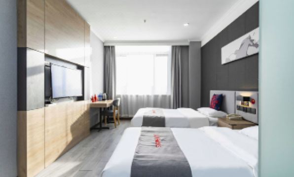 Junyi Hotel (Tianjin Binhai International Airport  Huaming Branch)