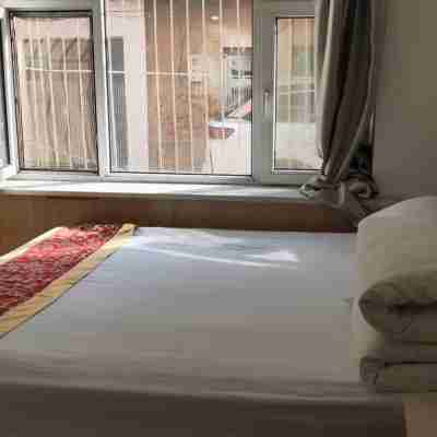 Dongfeng Hanting Express Hotel Rooms