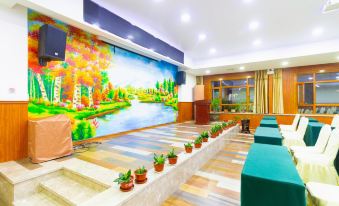 Sunshine 100 Holiday Hotel (Jilin No.1 Middle School, Jiefang West Road)