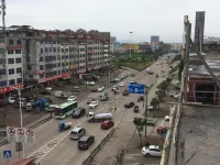 Chuangejia Jinse Bainian Hotel (Yongkang Exhibition Center Wanda Plaza)