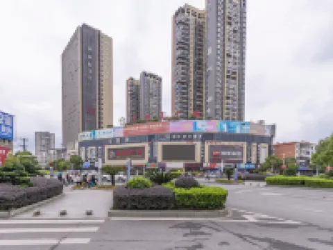 Vienna Hotel Hotels in Fenyi