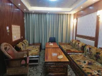 Langkazi Yanghu Hotel
