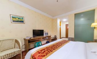 Suining Liulian Xiaozhu Business Hotel