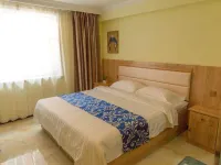 Wanhe Fashion Hotel (Floating Market Store)