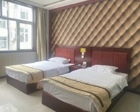 Baode Yunjing Business Hotel فنادق في باوده