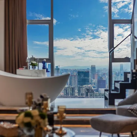 Gao Yin · Yundi Skyline Luxury Residences (Kunming Tongde Plaza Baiyun Road Metro Station Branch)