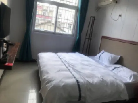 Changde Xingfu Youyue Hotel