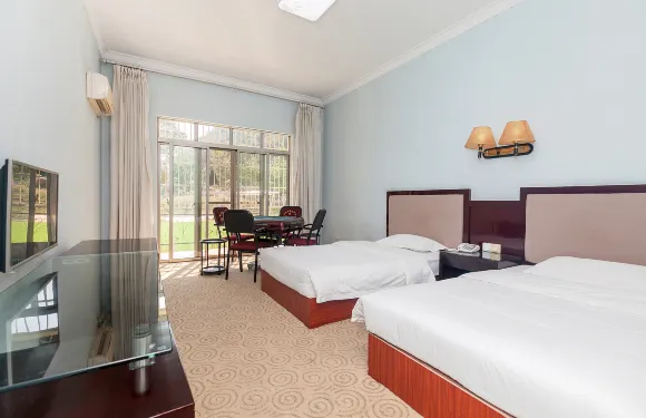 孝昌雙峯假日酒店