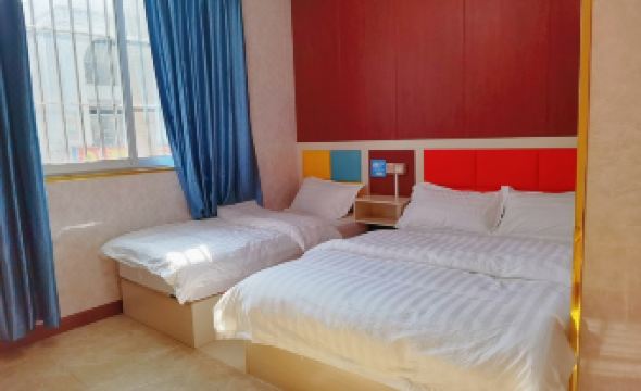 Zhongshan Trendy Apartment (Zhongshan Station Dongzhen Street)