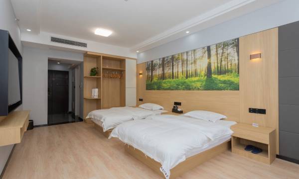 Naman Ting Homestay (Poly Liuhe Tiancheng)