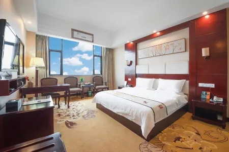 Kaishang Jinxing Hotel (Xiangyun High-speed Railway Station)