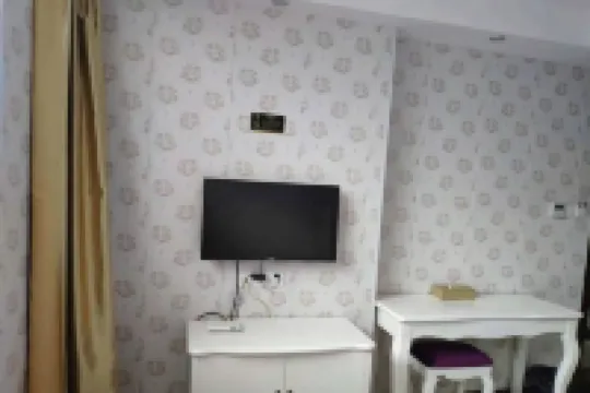 Ruijin Business Hotel