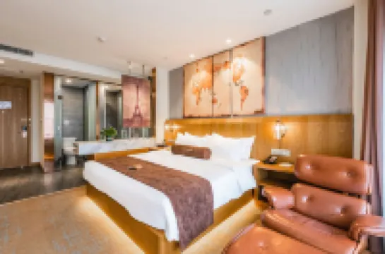 Zhefei Hotel (Shijiazhuang Yuhua Wanda Century Huamao Branch) Hotels near Shijiazhuang TV Tower