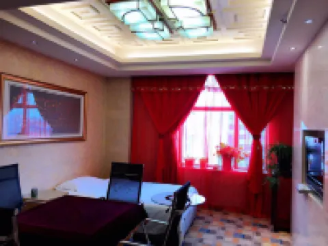 โรงแรมคุนหลุน หมู่ตันเจียง (ถนนคนเดินสถานีรถไฟ)