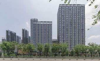 Fuzhou Locals Business Cinema Apartment