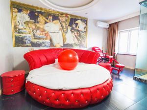 Jilin 168 Theme Hotel