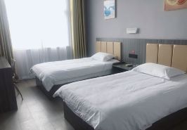 Home Inn Huaxuan Select Hotel (Huaxuan Select Hotel, Suchang West Road, Dongping County, Tai'an)