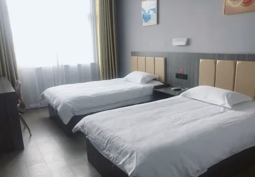 Home Inn Huaxuan Select Hotel (Huaxuan Select Hotel, Suchang West Road, Dongping County, Tai'an) Các khách sạn ở Đông Bình