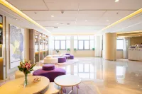 Lavande Hotel (Shenyang Palace Museum Middle Street Pedestrian Street Metro Station)