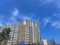 Weihui Yiju Hotel (Bus Station) فنادق في ويخوي
