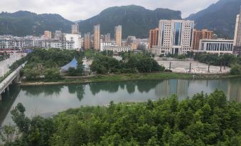 Jiangkou Jinyuan Theme Hotel