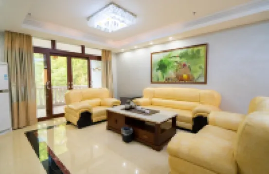 湖畔酒店（梅州客天下泮坑景區店）