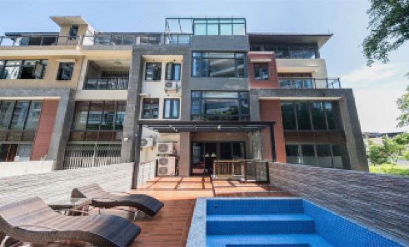 R&F Spring World Hot Spring Villa