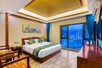 Yichenwei Binjiang Hotel (Xishuangbanna Splashing Plaza) Hotels in Poshui Plaza