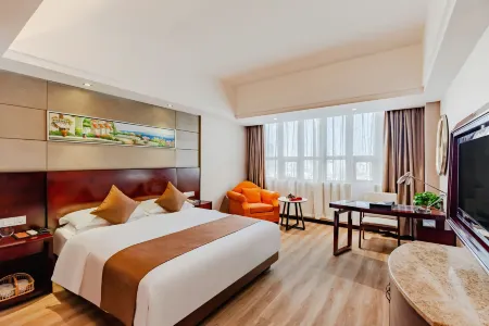 Venice Holiday Hotel Отели рядом с достопримечательностью «Anhui Normal University Qijiang College (Wenjin Campus)»