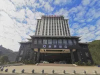 Jinxiu Hotel - parkir