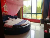 Zhoukou Qingyuan Hotel - 2 stjerner
