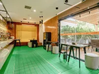 U Hotel (Beihai Golden Beach Old Street Underwater World Store) - breakfast