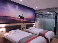 Yiyi Chain Hotel (Guanyun Longxi Century Homeland Shop)