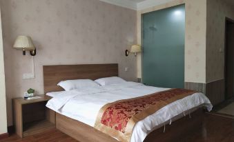 Suining Liulian Xiaozhu Business Hotel