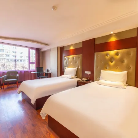 Elan Hotel (Xining Railway Station) Hotels in Xining