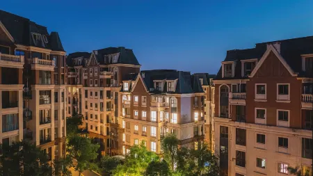 Shanpin Mountain home stay Отели рядом с достопримечательностью «Qingyin Pavilion»