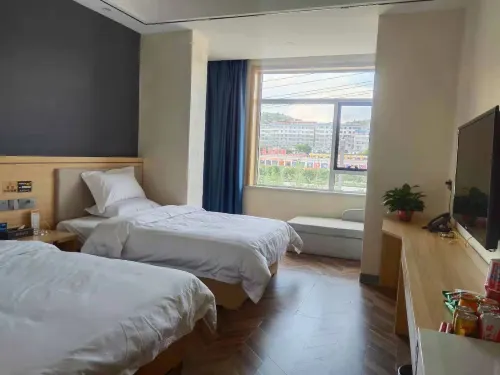 Xingxian Four Seasons Boutique Hotel