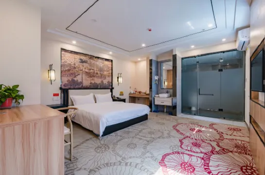 Shanghe Business Hotel (Sheqi Bus Station)