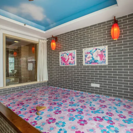 Sunshine 100 Holiday Hotel (Changyi District Government Branch, Zhongxing Street, Jilin)