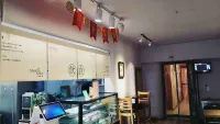 Kangsang Youth Hostel (Potala Palace Jokhang Temple) - พร้อมอาหารเช้า