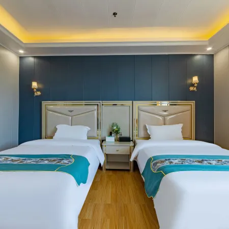 Baoge Business Hotel (Maoming Huangling Town)