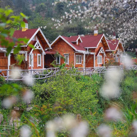 Xinxing Tianlushan Health Resort Hotel