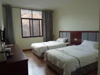 Chongqing Yunduan Leisure Mountain Villa Hotels near Banliao Lake