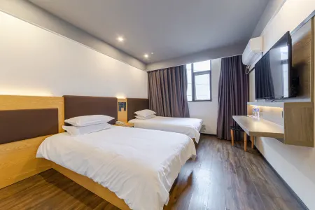 Hi Inn Hotel (Shanghai National Exhibition and Convention Center Jizhai Road) Отели рядом с достопримечательностью «Zhuzhai Guan Yu’s Temple»