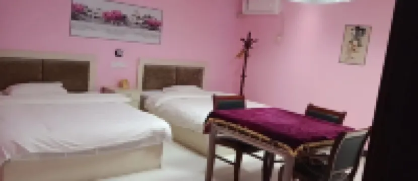 Central Hotel (Yugan Ruihong)